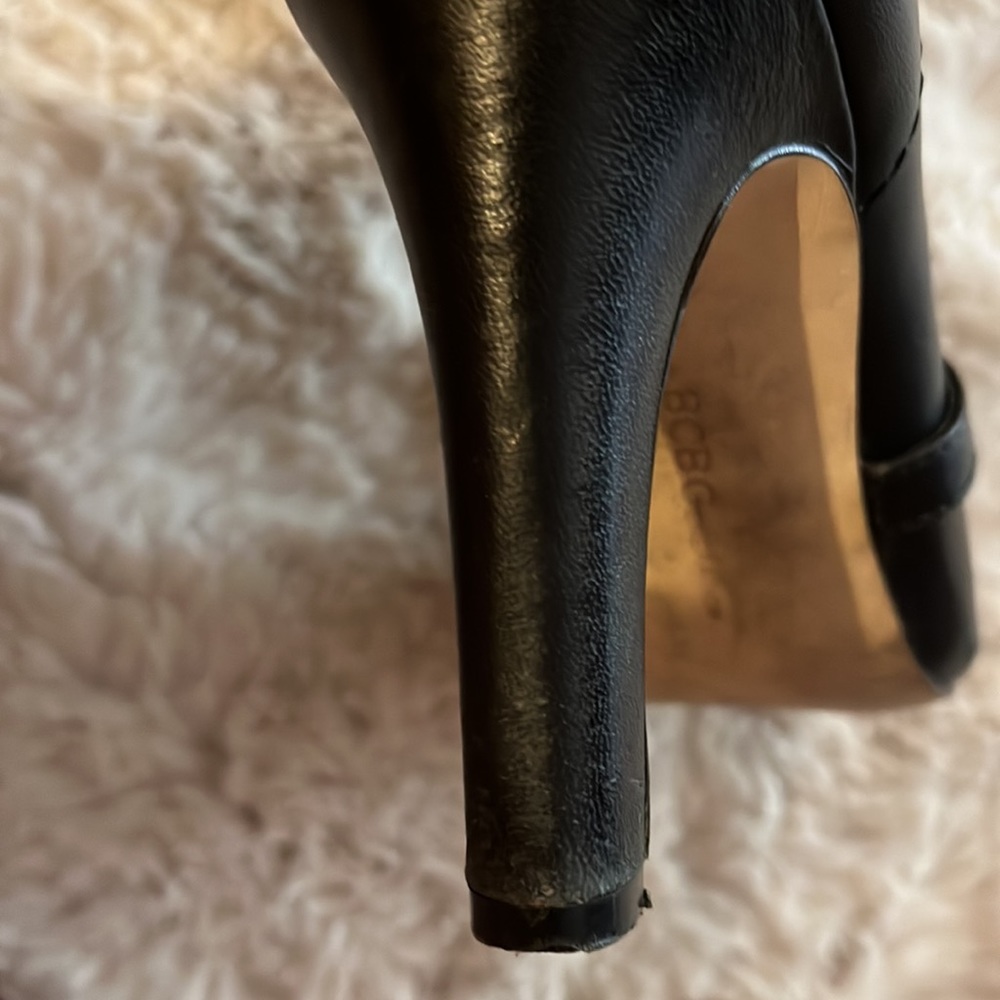 Bcbgeneration Leather Booties - image 5